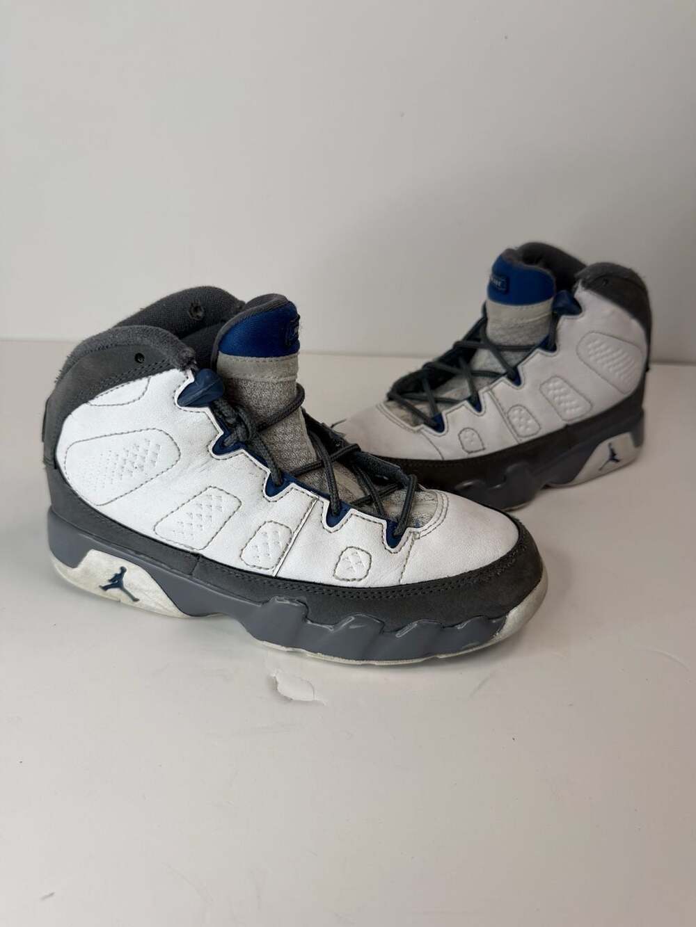Jordan Air Jordan 9 Retro Size 13C White French Blue Flint Grey